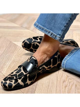 giraffe pattern